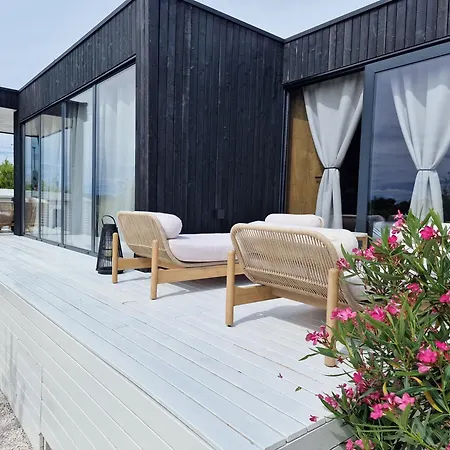 The Sea View With Pool *