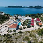 Feriehus The Sea View With Pool