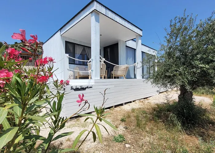 The Sea View With Pool